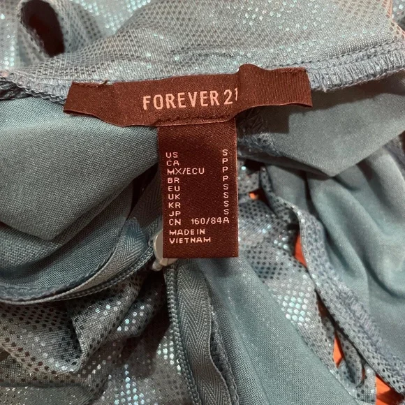 Forever 21 Sequin Blue Crop Top Size Small - Picture 5 of 5